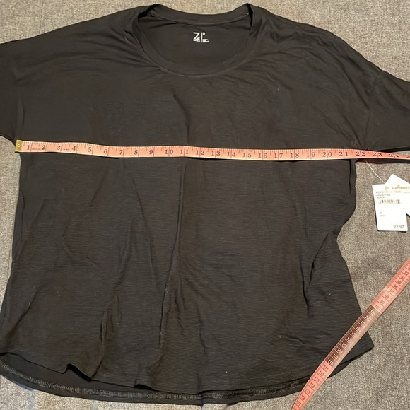 Z by Zella maternity top, NWT, S - Picture 5 of 8